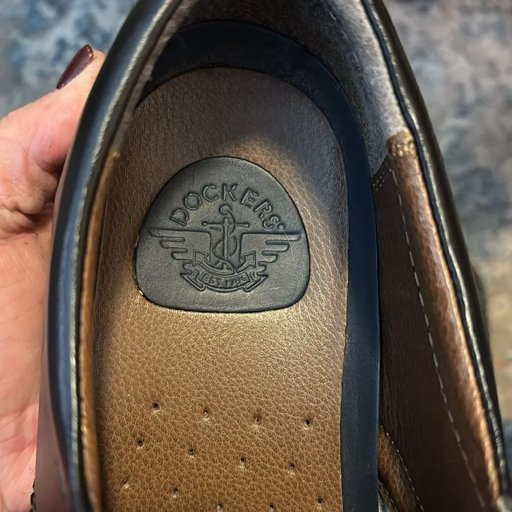 Dockers Cap Toe Oxford Shoes